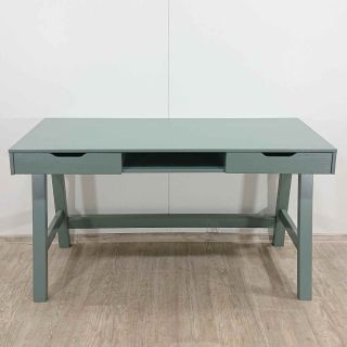 Zelený pracovní stůl 💚 z borovicového dřeva 🪵 Nikki WOOOD